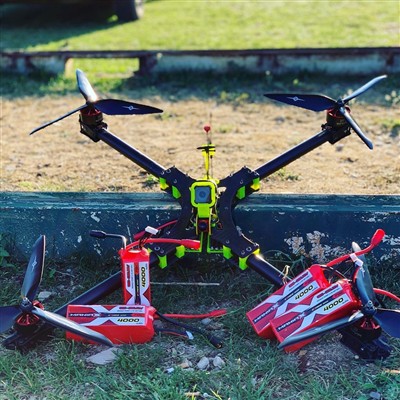 Vigtigheden af ​​pålidelige højtydende lipo-batterier til FPV Drone Racing konkurrence